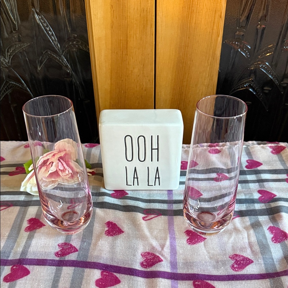 Elegant Pink Glass Stemless Champagne Flutes